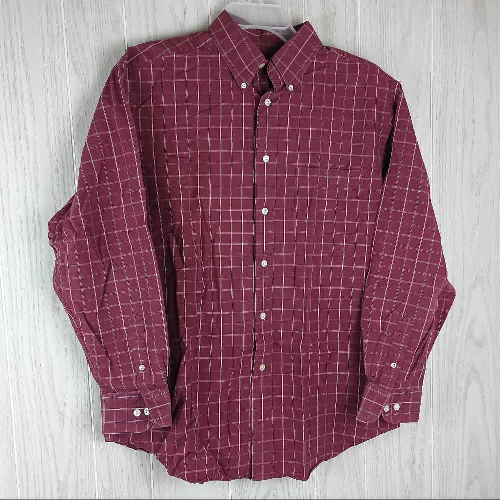 Roundtree & Yorke Button Down shirt large Red and white plaid collar long sleeve